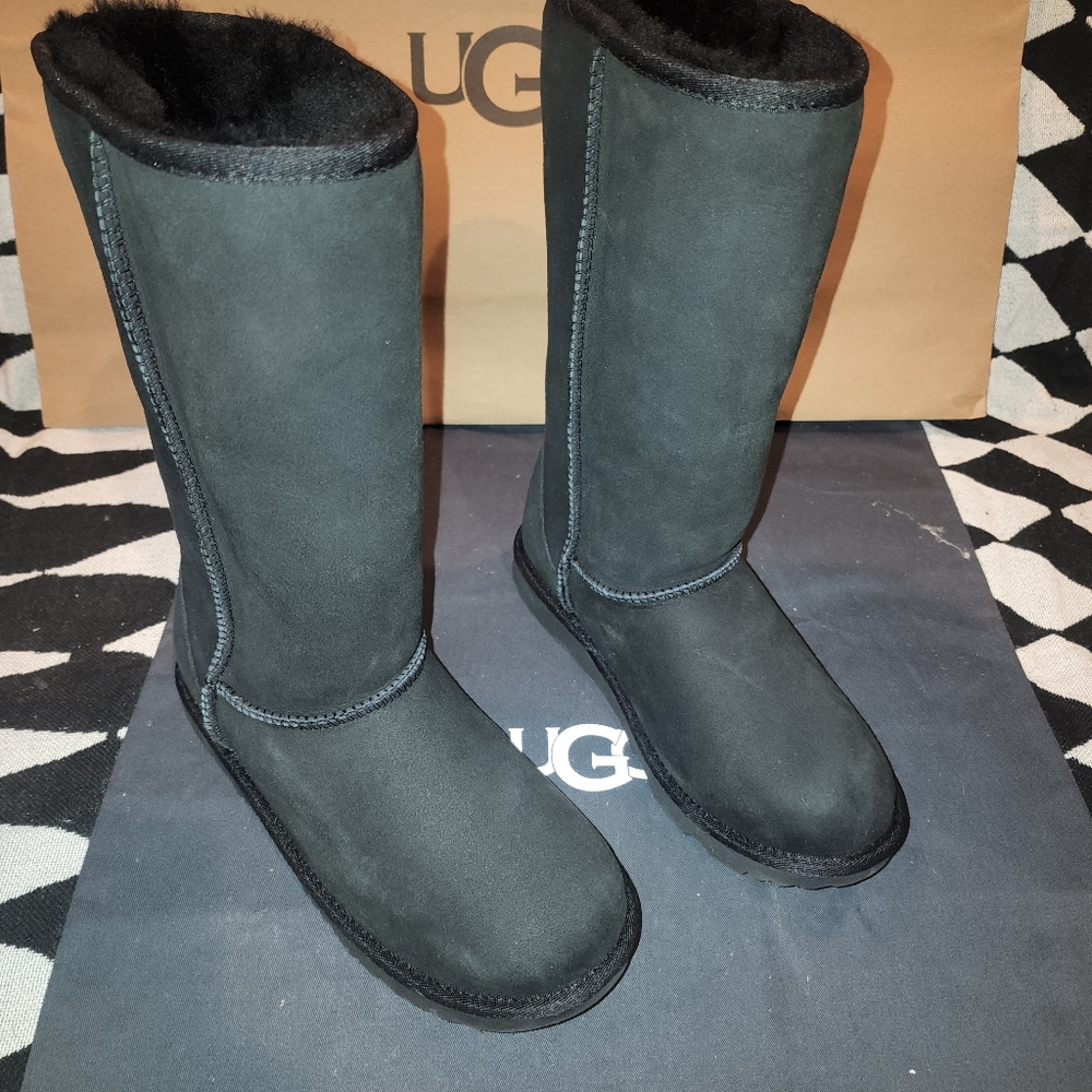 Water resistant boot - Picture 10 of 11